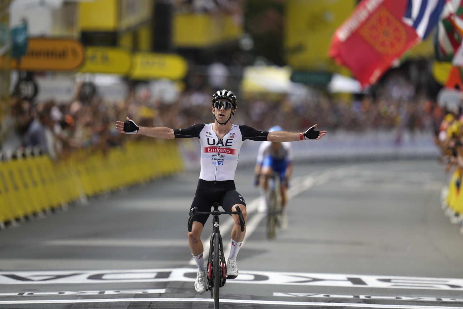 Tour de france best sale yates